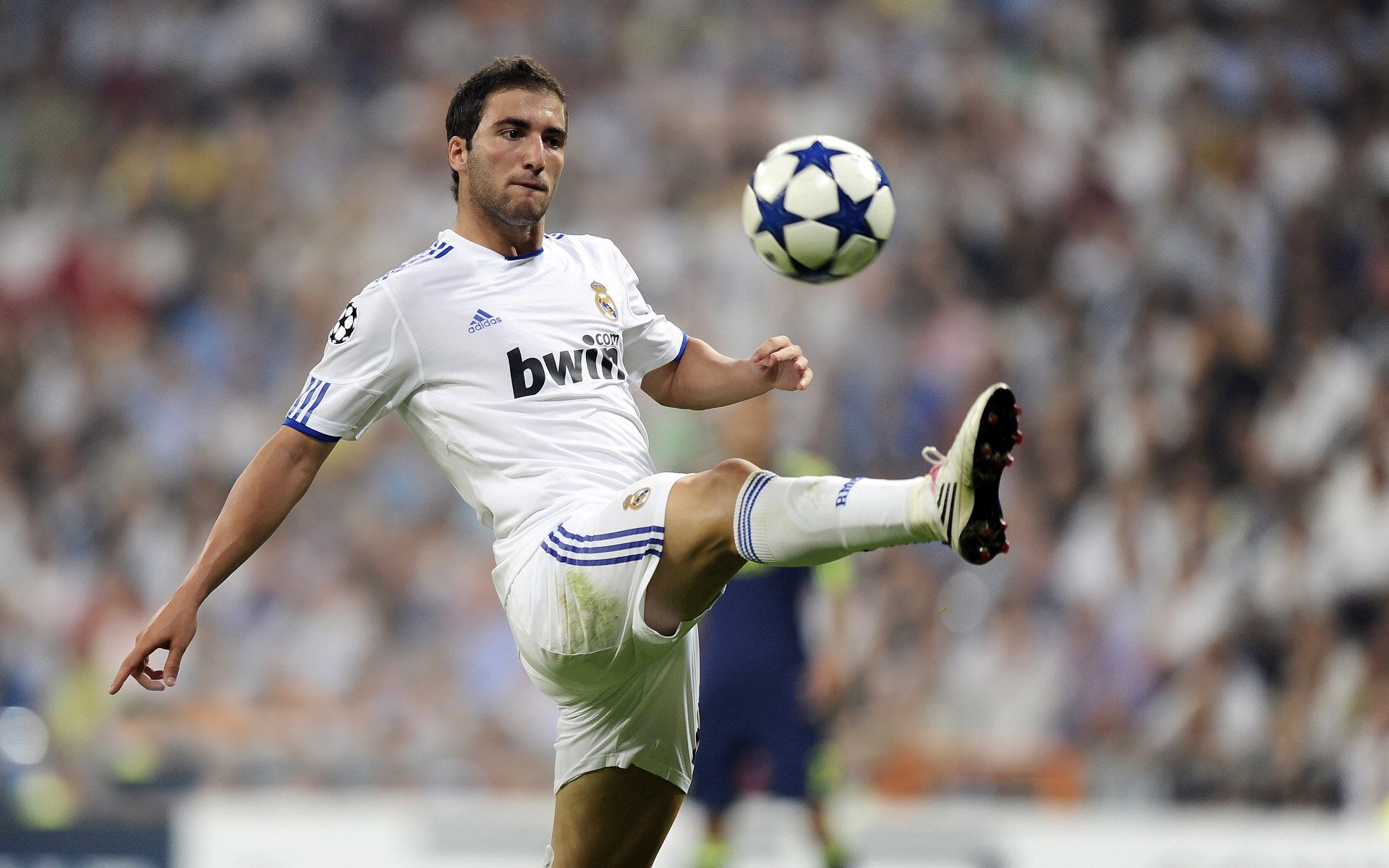 LPL团战操作精妙绝伦,英雄联盟精彩团战